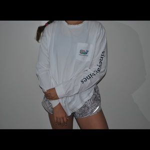 •LONG SLEEVE VINEYARD VINES SHIRT•